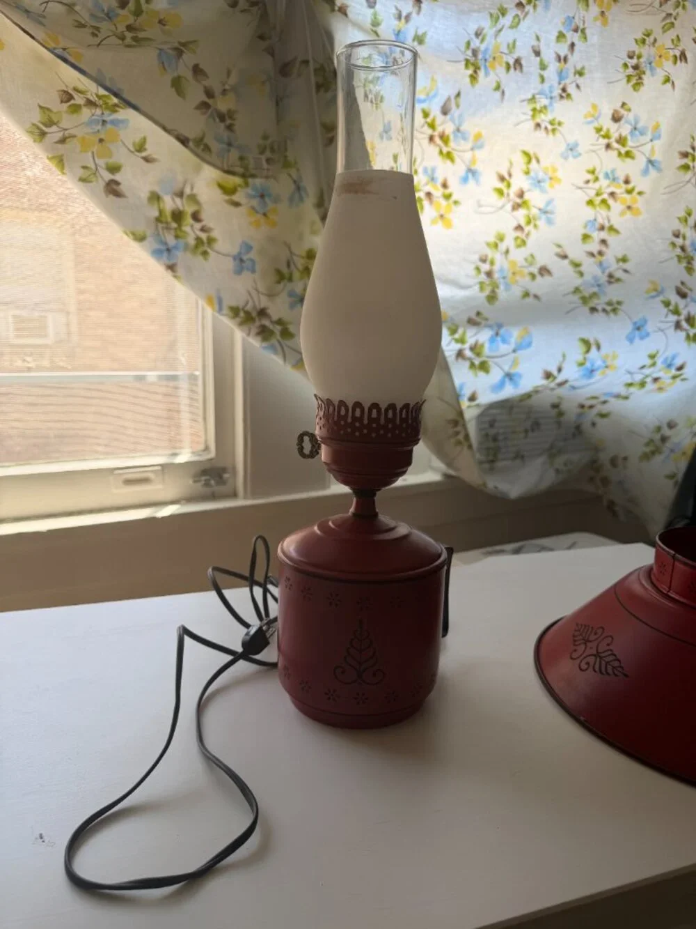 Vintage 1960s Tole Toleware 16.5” Metal Red Orange Table Hurricane Lamp